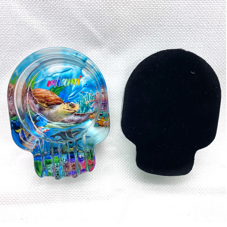 Wholesale Skull Shape Smoking Accessories Glass Ashtray with Custom Logo Glass Ashtray