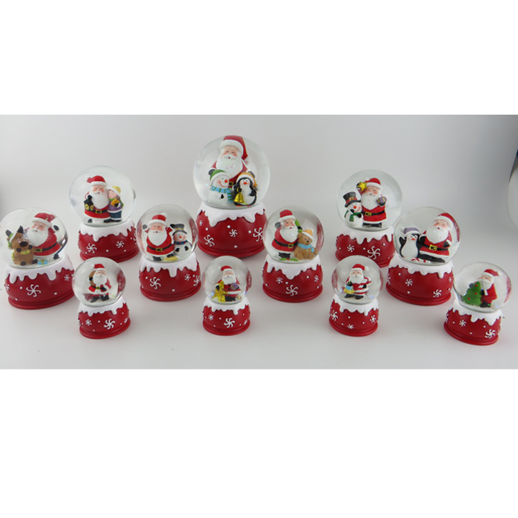 Wholesale Christmas Snow Water Globe Crystal Christmas Snowglobe