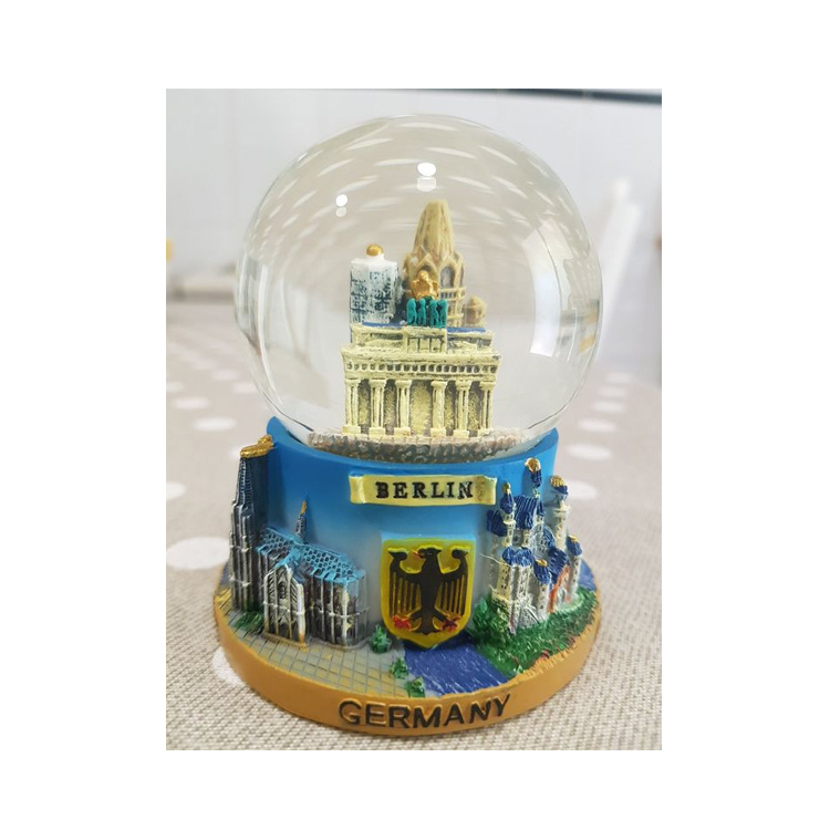 Wholesale Resin 3D Building Tower Tourist Souvenir Dubai Snow Globe