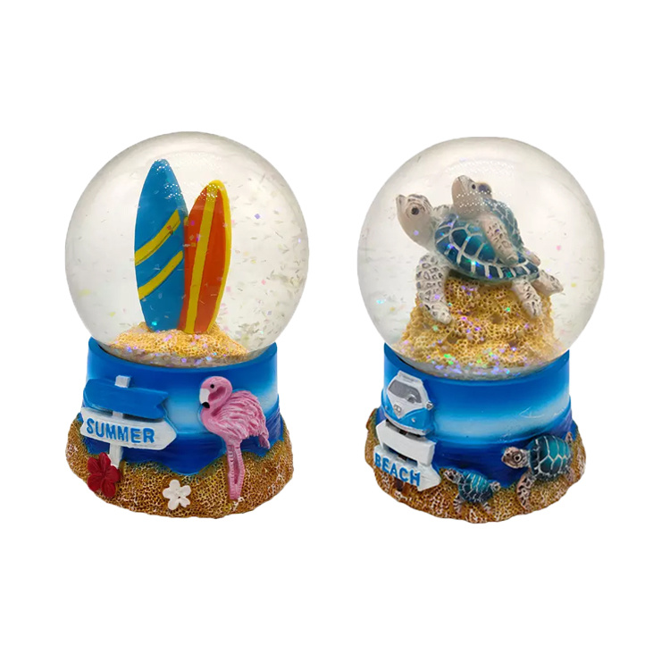 Resin Beach Travel Gift Snow Globe Custom Water Globe Souvenir