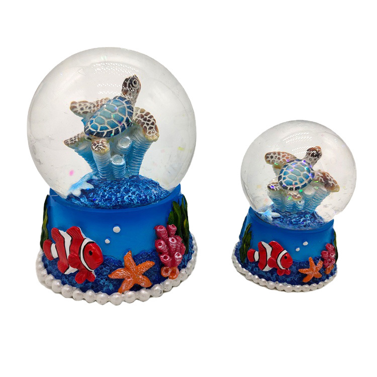 Factory Custom Resin Beach Souvenir Snow Globe Turtle Sea Life Water Globe