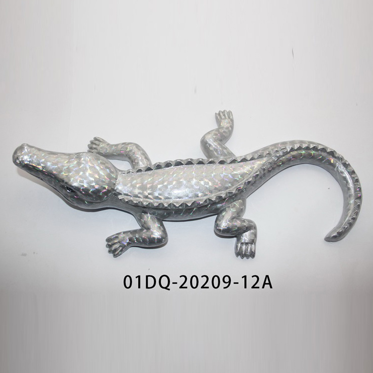 Home Ornament Animal Sculpture Resin 3D Crocodile Statue