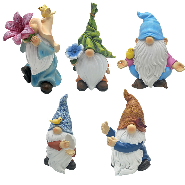 Factory Wholesale Lovely Resin Statue Garden Gnomes Decor