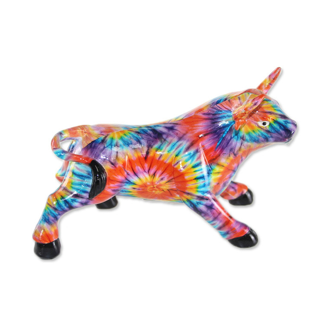 Wholesale Tie Dye Style Home Decorative Bull Sculpture Resin Bull Statue