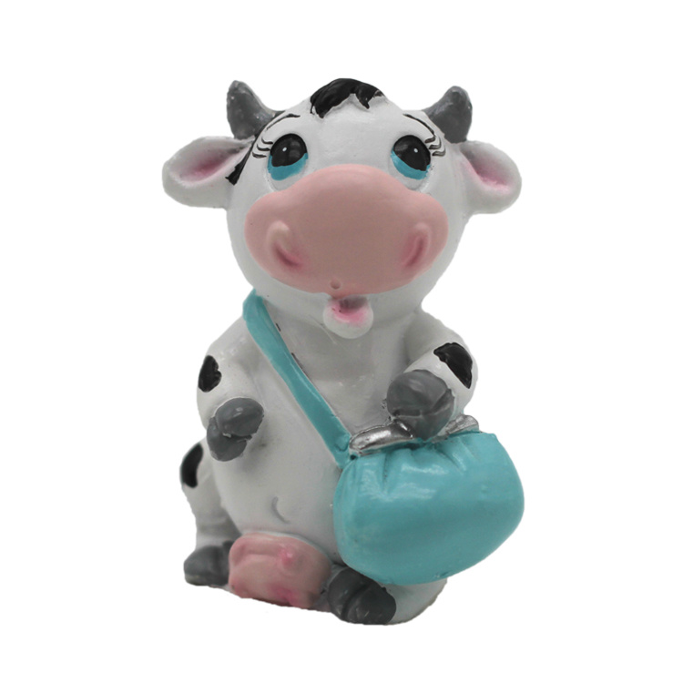 Custom Resin Mini Cattle Figurine Cute Cartoon Animal Statue