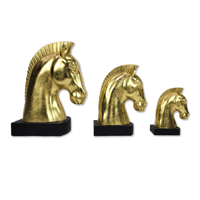 Nordic Style Resin Horse Head Statue Gold Decor Home Decor Pieces