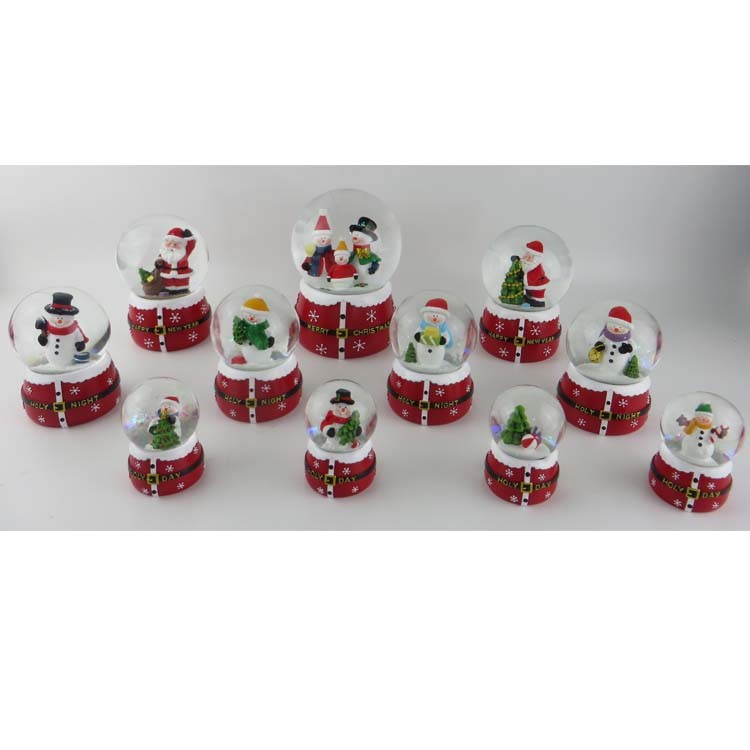 Manufacturer Customized Christmas Gifts Snow Globe Resin Christmas Snowball