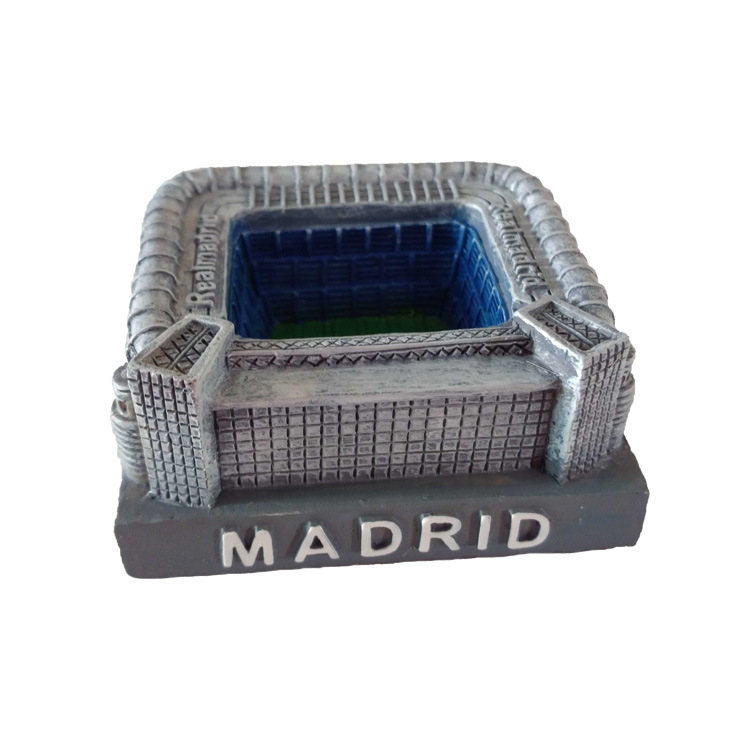 Customized Resin 3D Building Bear Statue Madrid Spain Souvenir Gift