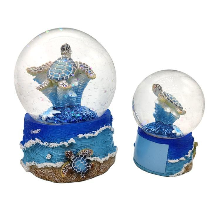 Factory Custom Resin Beach Souvenir Snow Globe Turtle Sea Life Water Globe