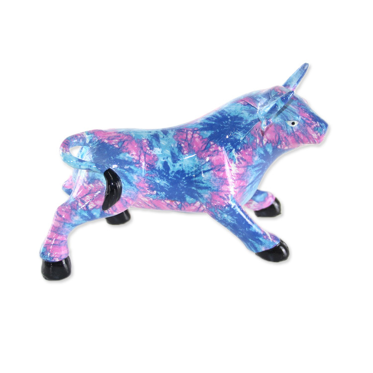 Color Painting Abstract Art Sculpture Resin Cow Figurine Animal Statue for Home Decor