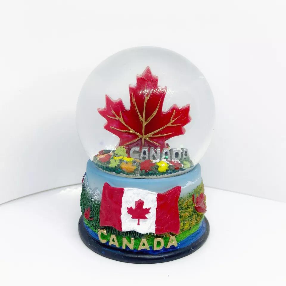 Manufacture Custom Made Resin Canada Souvenir Snow Globe