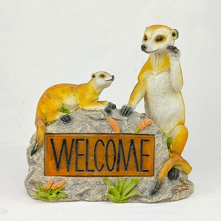 Custom Outdoor Garden Decor Resin Welcome Sign Animal Statue