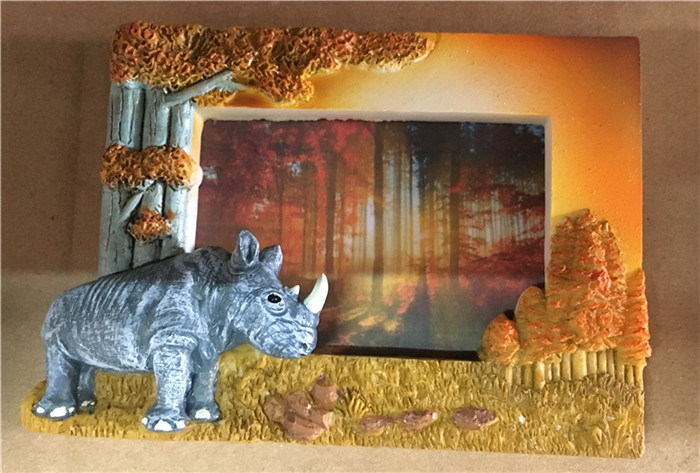 Africa Souvenir Resin Animal Picture Photo Frame