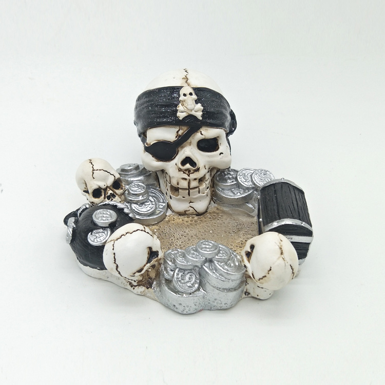 Halloween Party Gifts Cigarette Ashtray Personality Fashion Resin Sexy Figurines Resin Skulls Ashtrays