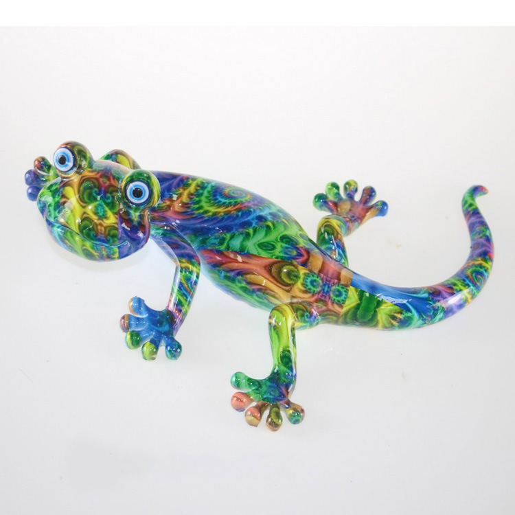 Animal Wall Hanging Colorful Design Resin Figurine Gecko Wall Art Gecko Decor