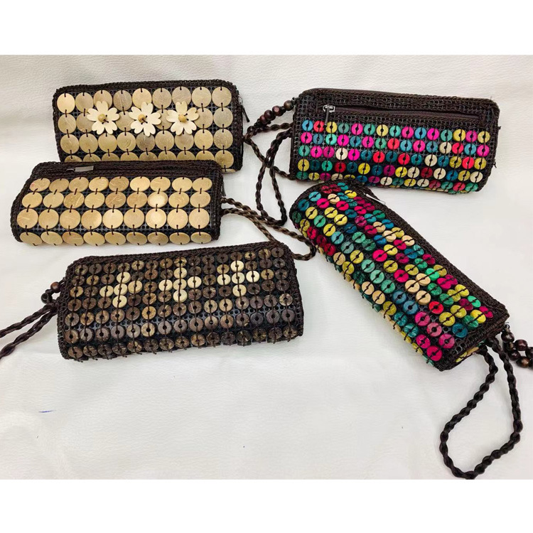 Wholesale Women Handmade Beaded Coconut Shell Purse for Souvenir Gift