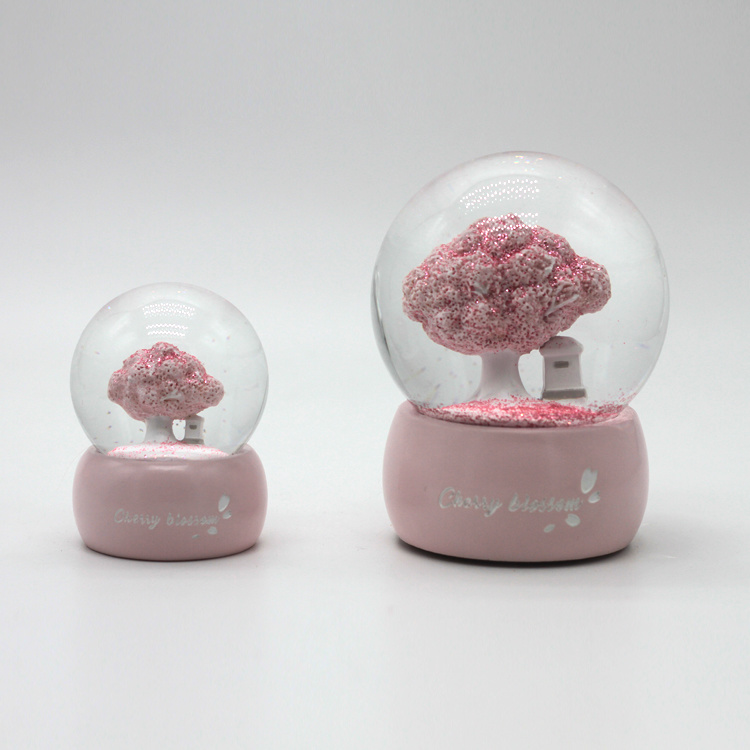 Custom Luxury Pink Valentine′ S Day Gift Resin Snow Globe