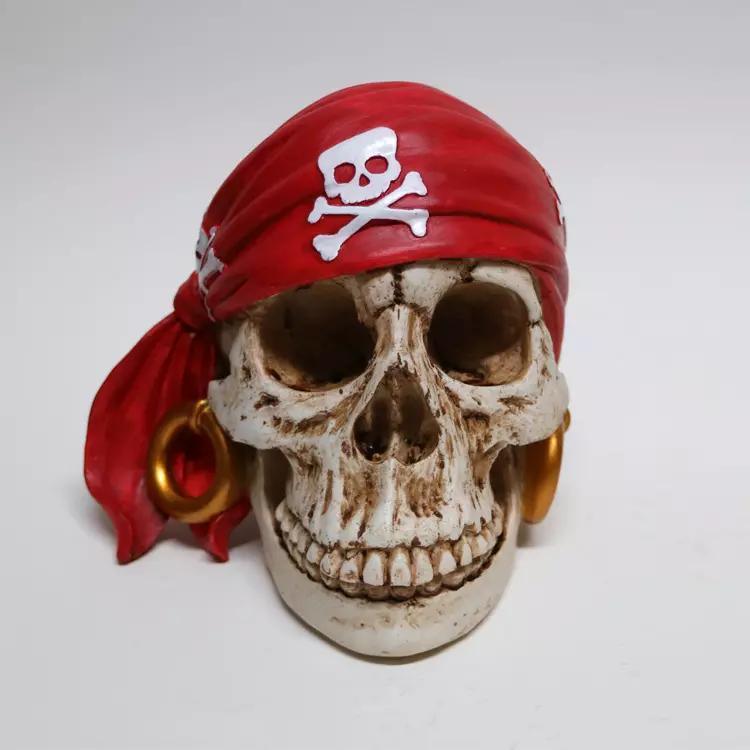 Wholesale Personalized Rose Skull Halloween Decoration Resin Ornament Skull Statue