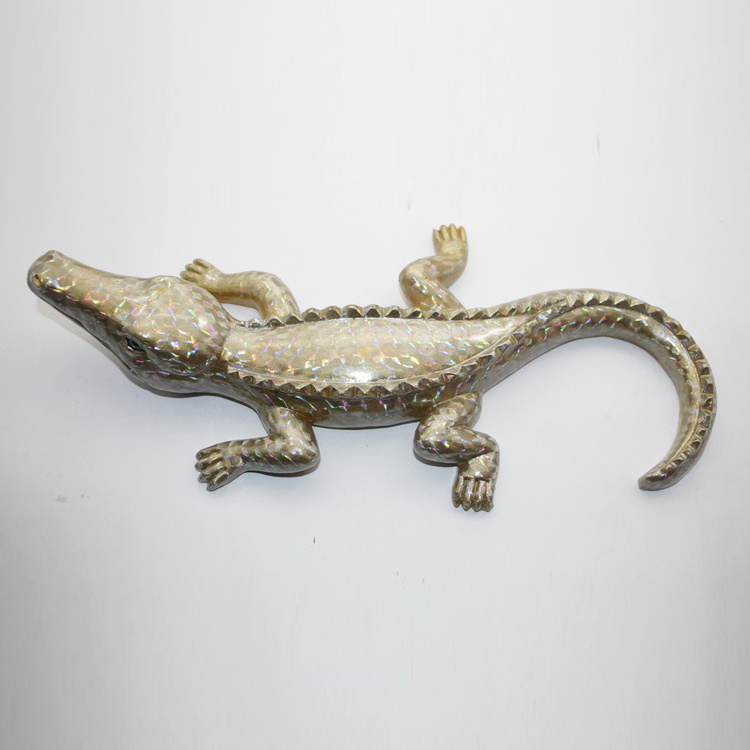 Home Ornament Animal Sculpture Resin 3D Crocodile Statue