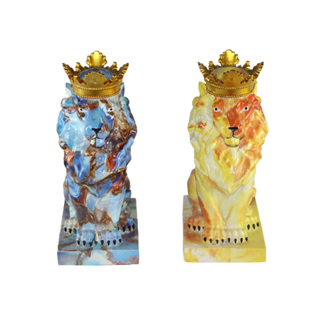 Wholesale Modern Home Decor Colorful Resin Royal Crown Lion Statue