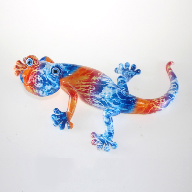 Animal Wall Hanging Colorful Design Resin Figurine Gecko Wall Art Gecko Decor