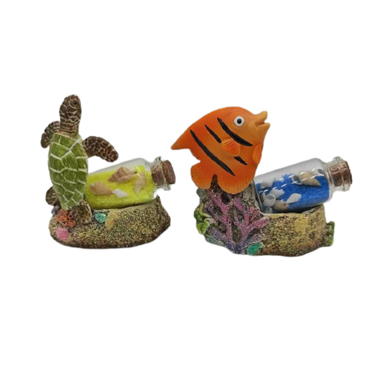 Wholesale Tropical Island Tourist Souvenir Resin Sand Bottle Ocean Animal Statue Beach Sculpture