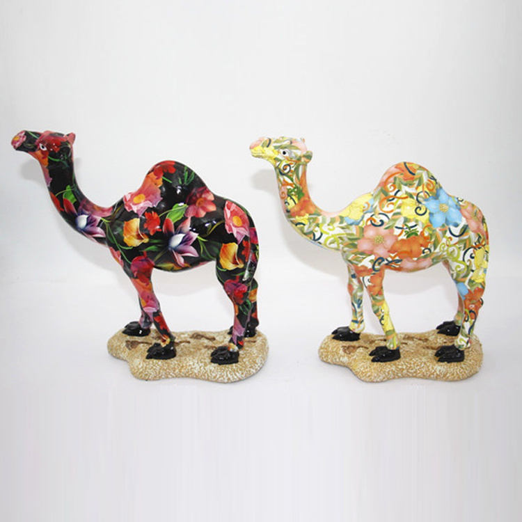 Custom Creative Home Decor Tourist Souvenir Colorful Camel Sculpture Camel Ornaments Resin Camel Statue