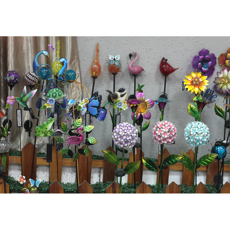 Wholesale Flower Shape Metal Garden Stake for Yard Lawn Garden Decoration