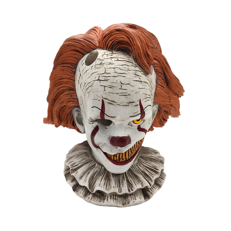 Custom Resin Anime Clown Character Statue Clown Figurines for Home Decor