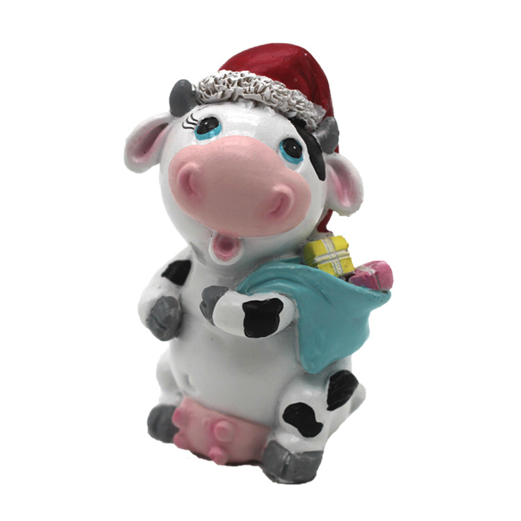 Custom Cartoon Resin Craft Baby Cow Statue Baby Birth Souvenirs