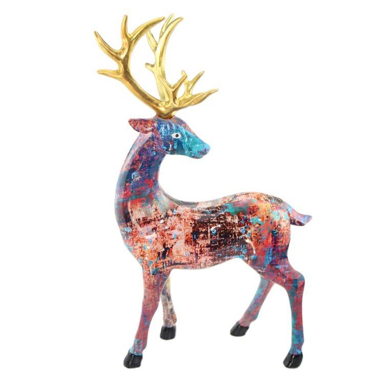 Modern Light Luxury Animal Design Resin Large Deer Statue for Home Decoration