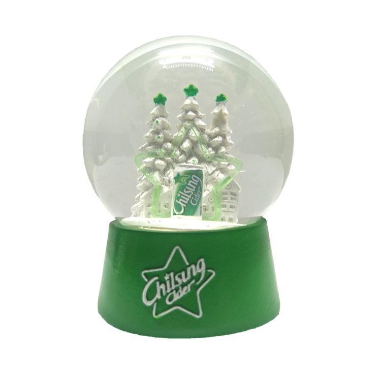 OEM Design Famous Brand Promotion Gift Custom Resin Snow Globe