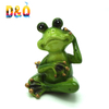 Custom Tourist Souvenir Resin Frog Figurine Polyresin Frog Snow Globe