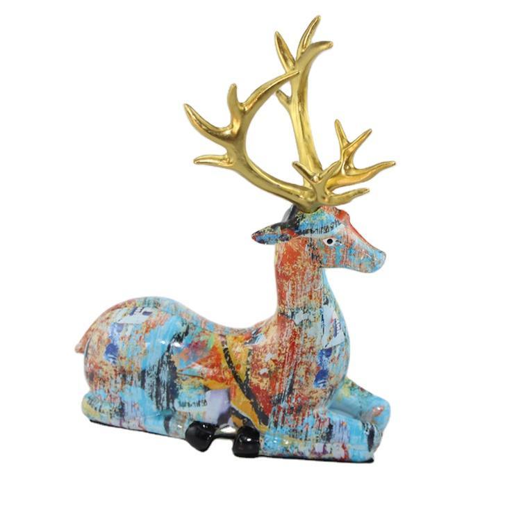 Nordic Style Colorful Decal Design Christmas Deer Gift Resin Sitting Deer Sculpture for Desktop Decor