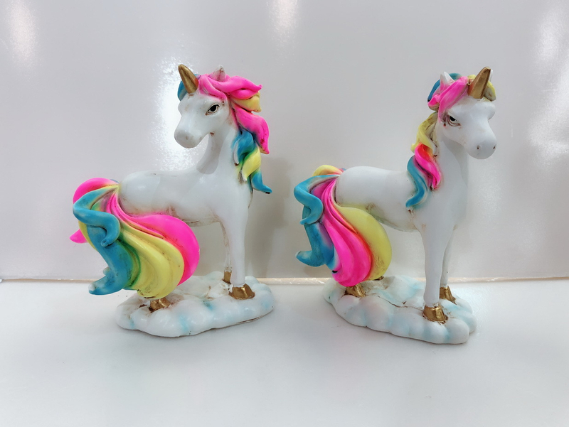 Custom Cute Polyresin Cartoon Figurine Birthday Gift Resin Unicorn Statue