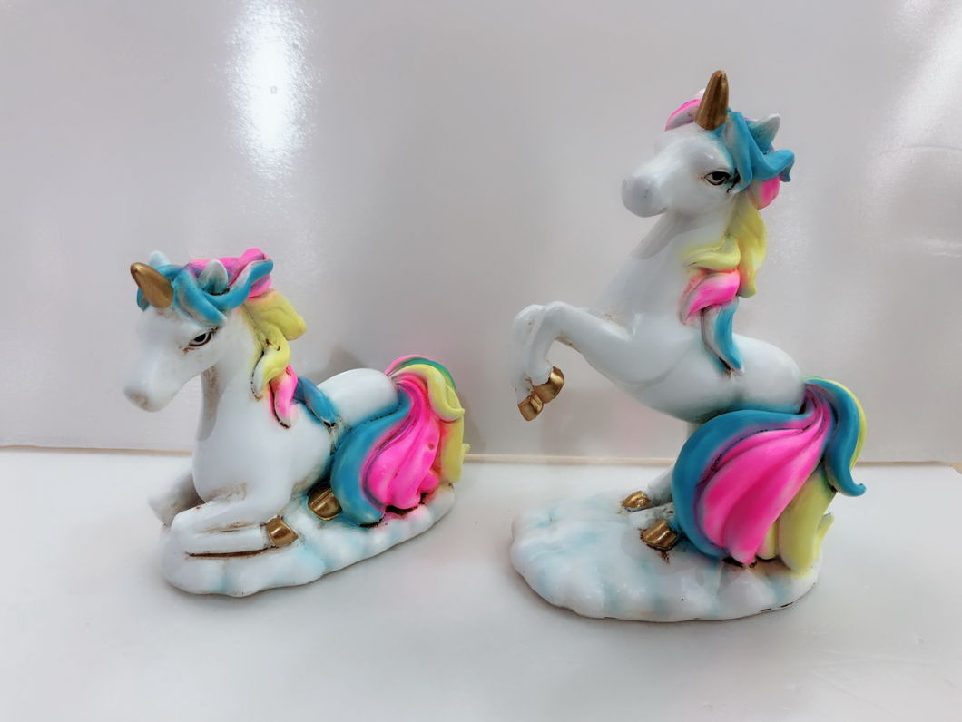 Custom Cute Polyresin Cartoon Figurine Birthday Gift Resin Unicorn Statue