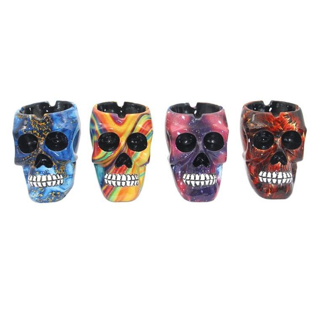 Creative Promotion Souvenir Gift Resin Skull Shape Ashtray for Home Table Decor