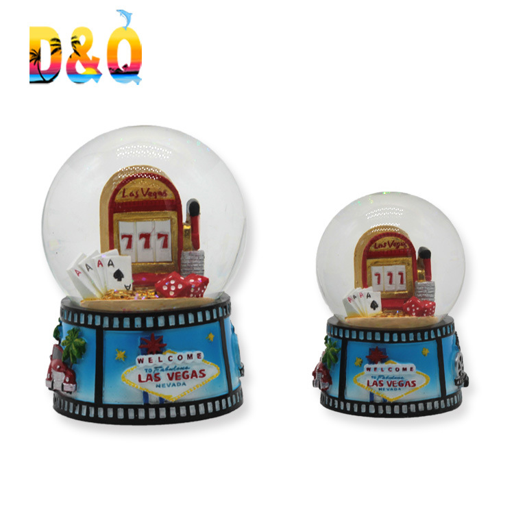 Customized Hand-Painted Polyresin Tourist Souvenir City 3D Building Snow Globe