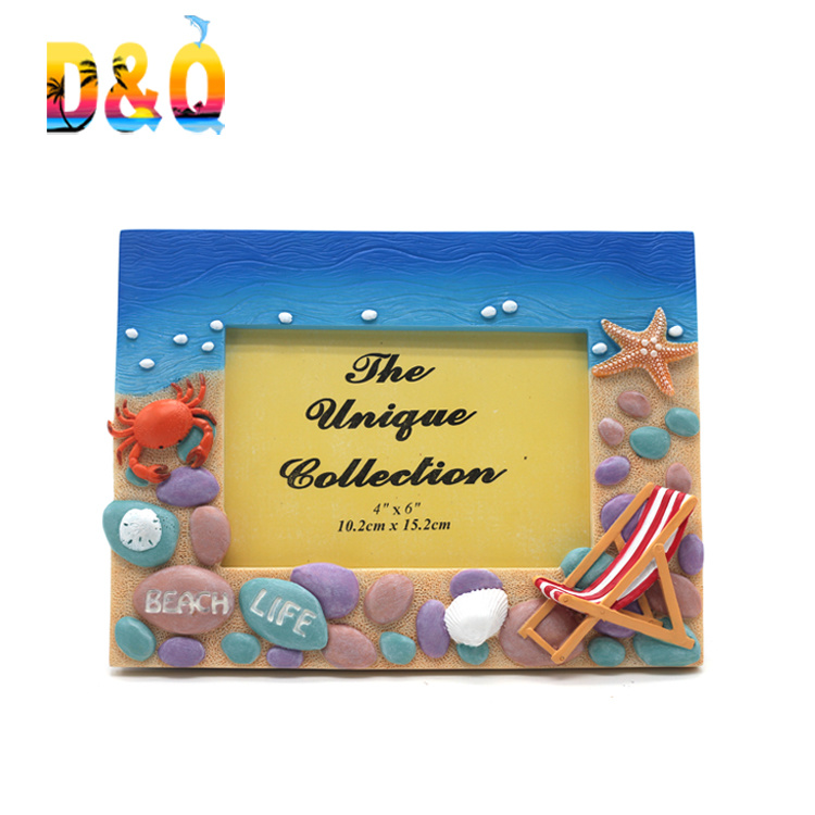 Custom Logo Ocean Beach Style Resin keychain for Souvenir