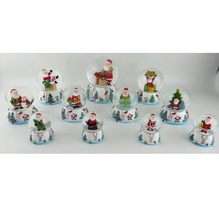 Wholesale Resin Christmas Gift Snow Ball Santa Claus Snow Globe