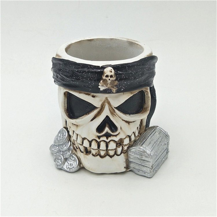 Custom Handmade Tourist Souvenir Skull Polyresin Pen Holder