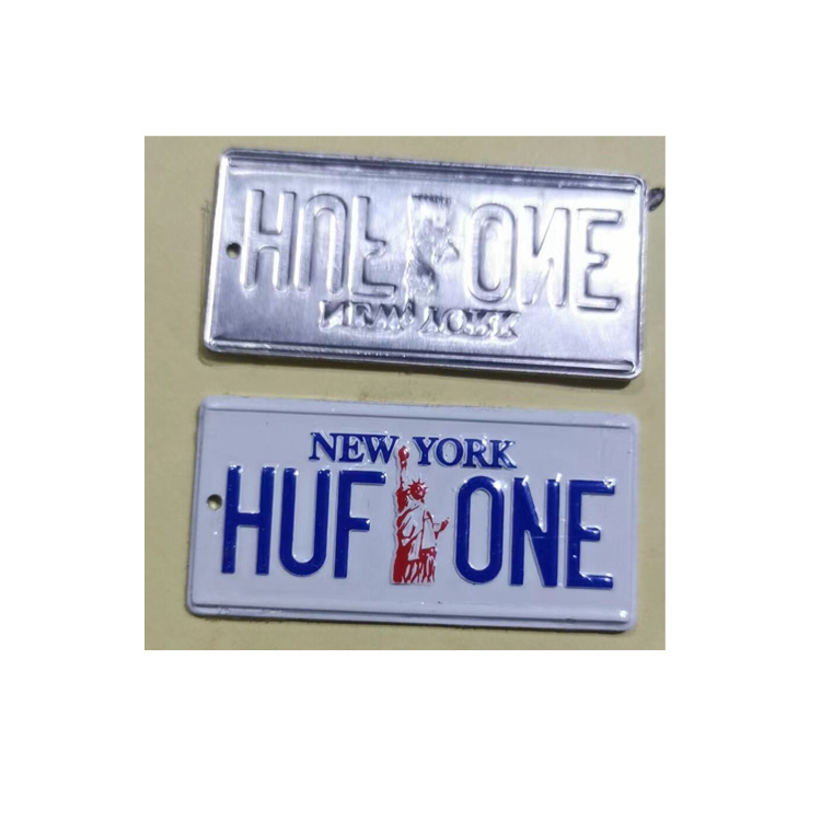 Customized Tourist Souvenir Car Number Plate Aluminum License Plate Keychain