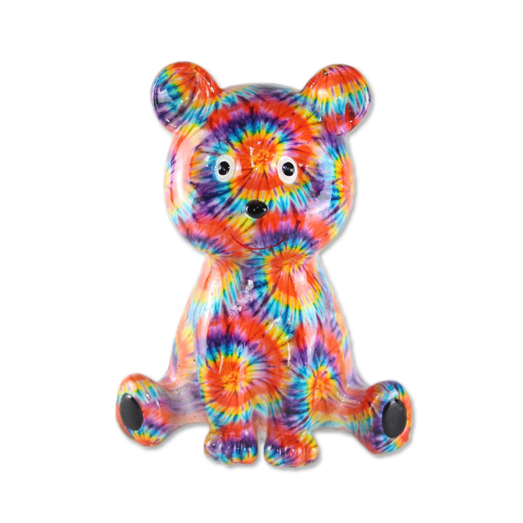 Europe Home Decoration Artificial Colorful Resin Cat Sculpture Lucky Cat Figurine