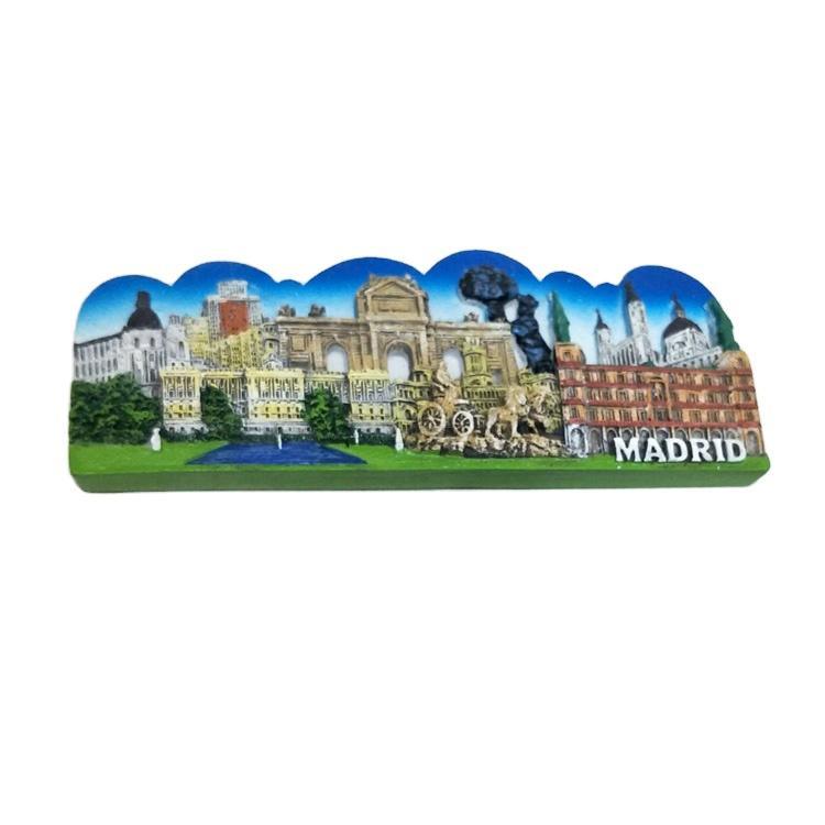 Custom Hand Painted Polyresin Spain Tourist Souvenirs Madrid Fridge Magnet