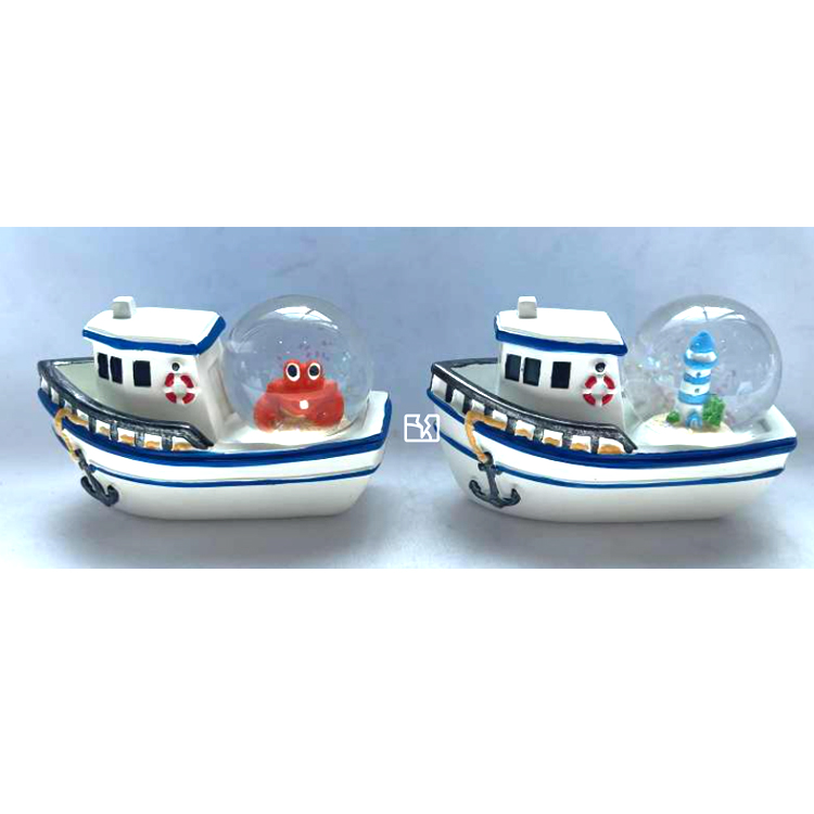 Custom Logo Caribbean Tourist Souvenir Water Globe Resin Cruise Ship Model Cruise Ship Snow Globe