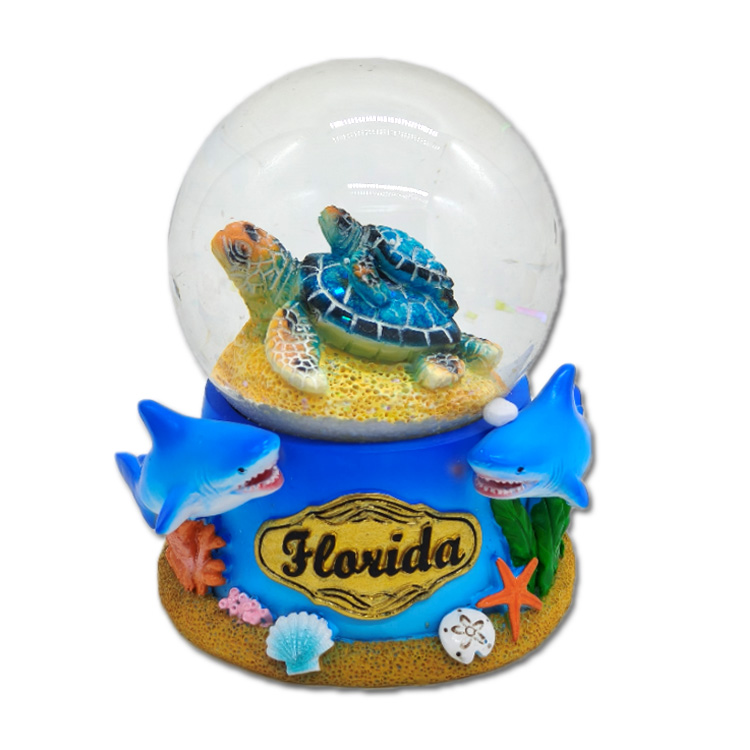 Custom Logo Resin Water Globe Tropical Island Beach Souvenir Palm Tree Snow Globe
